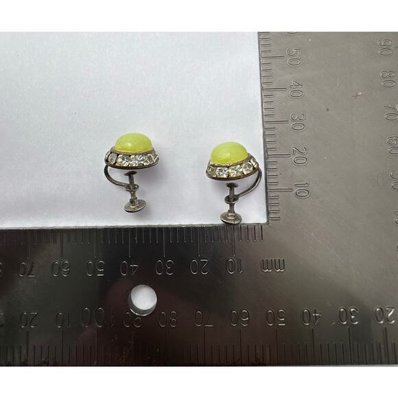 Vintage Art Deco Green Glass & Paste Screw-Back Earrings - Picture 6 of 6